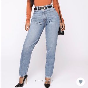 Fashion Nova High Rise Mom Jeans - Medium Wash